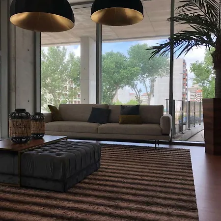 Deluxe - Train Station, Center شقة أفيرو