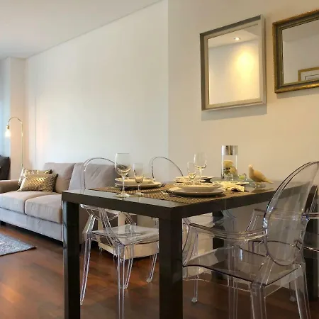 Apartment Deluxe - Train Station, Center Aveiro